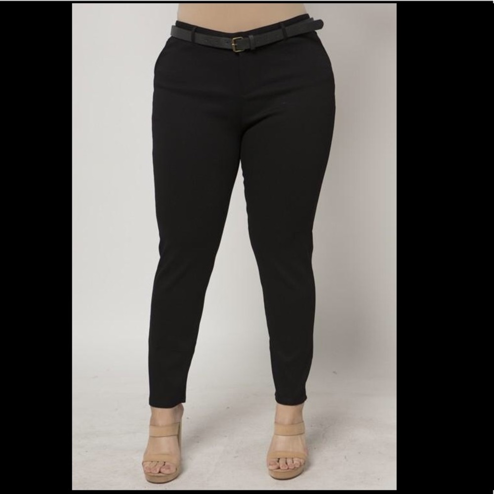 Black Skinny Pants ( Belt Not Included )